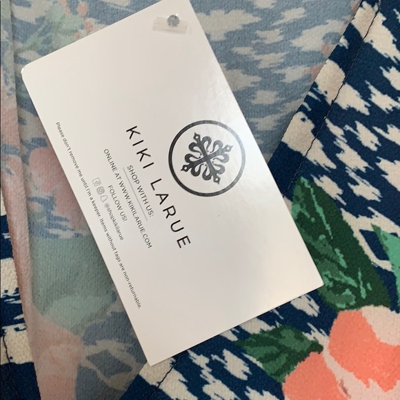 New Floral Wrap Dress - Picture 4 of 5